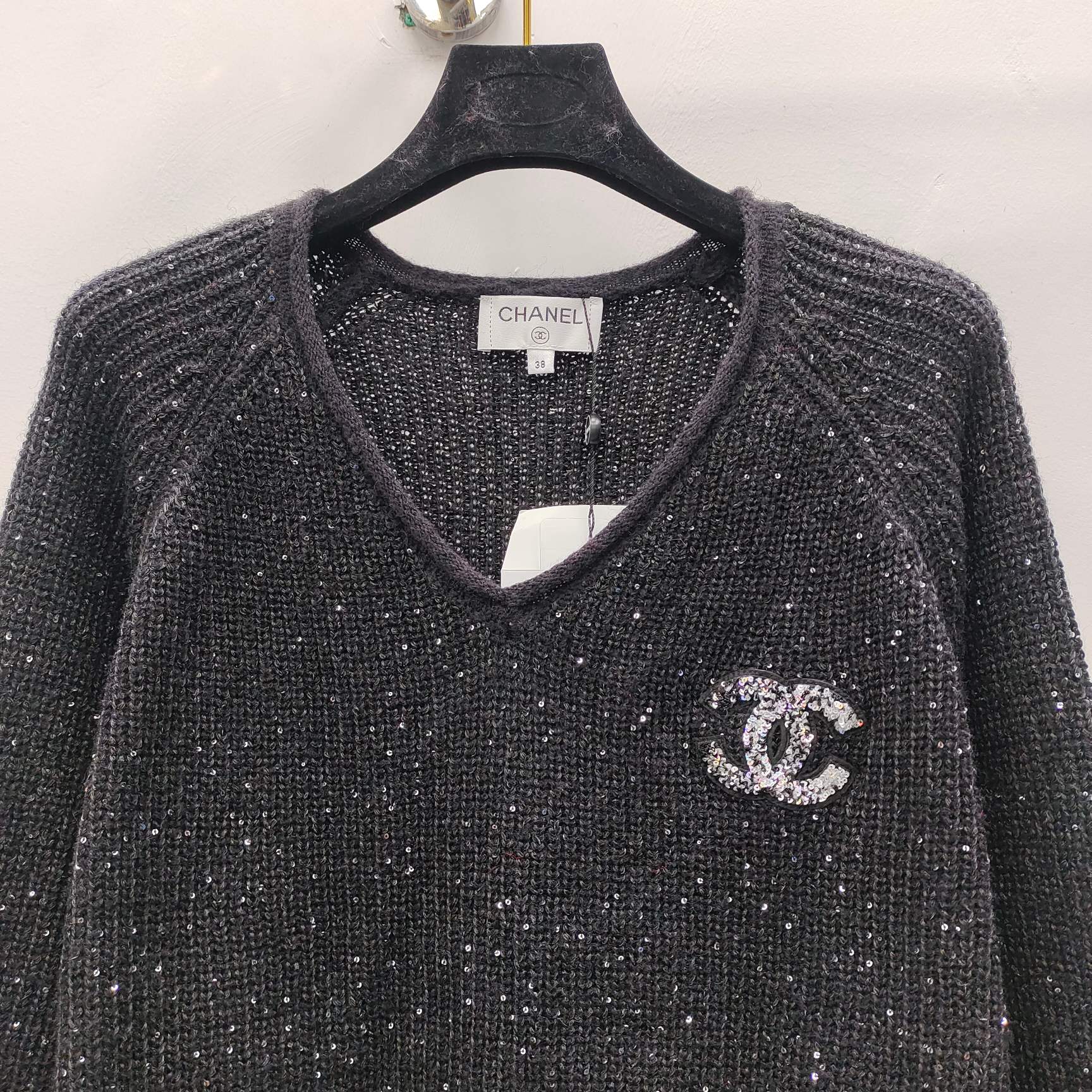 Sequined crew neck knitted sweater