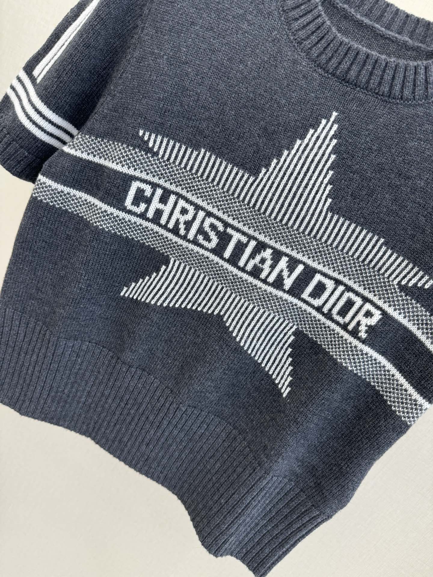 crew neck knitted T-shirt