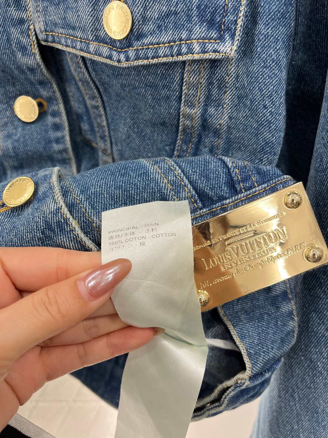 lapel denim jacket