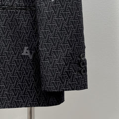 Full Standout jacquard suit