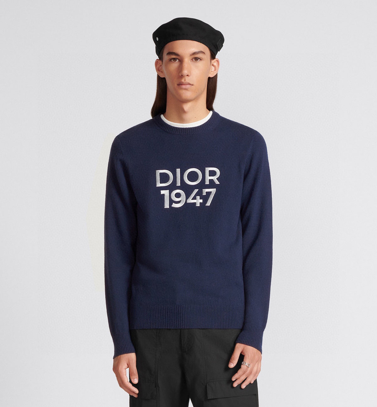 1947 embroidered letter logo crew neck sweater