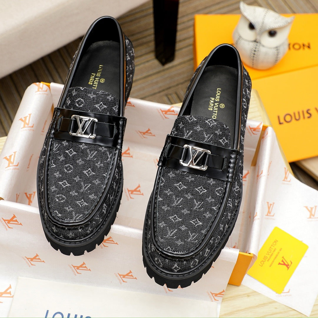 Loafers, high-end men's formal shoes and casual leather shoes