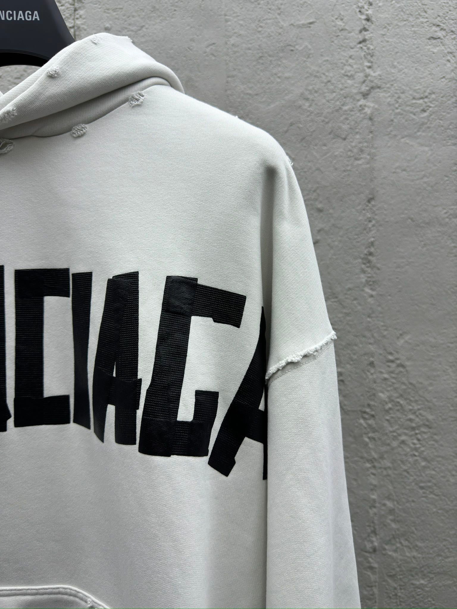 Masking tape letter print hooded sweatshirt