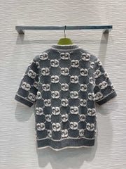 New jacquard knit short sleeve top