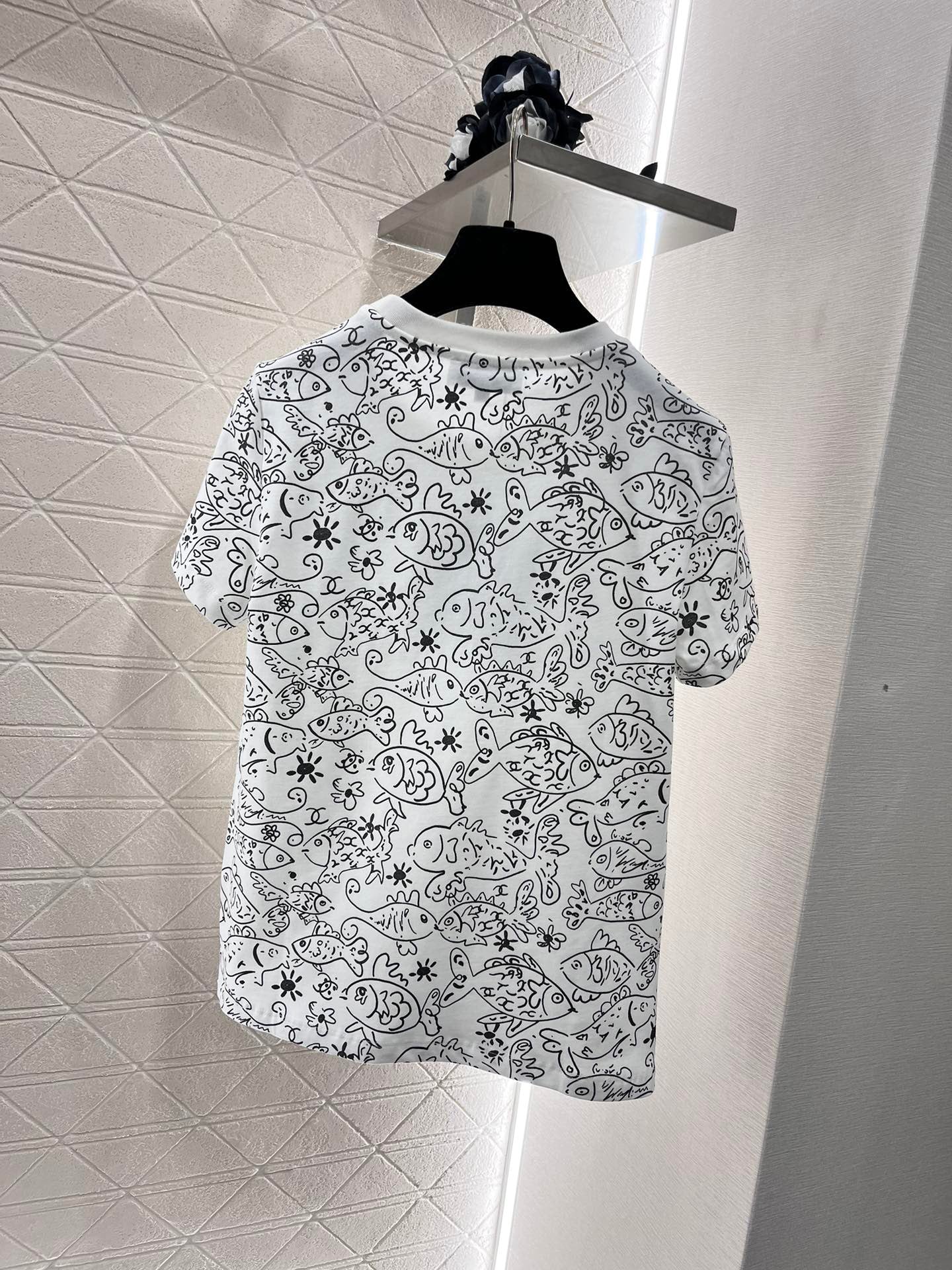 Round neck printed short sleeves