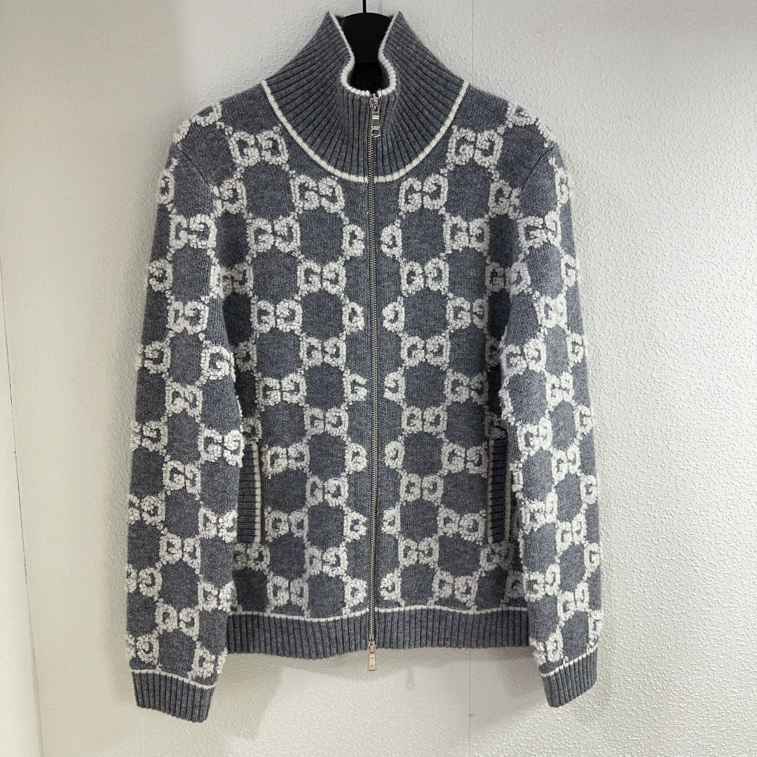 Jacquard stand collar zip-up knitted sweater