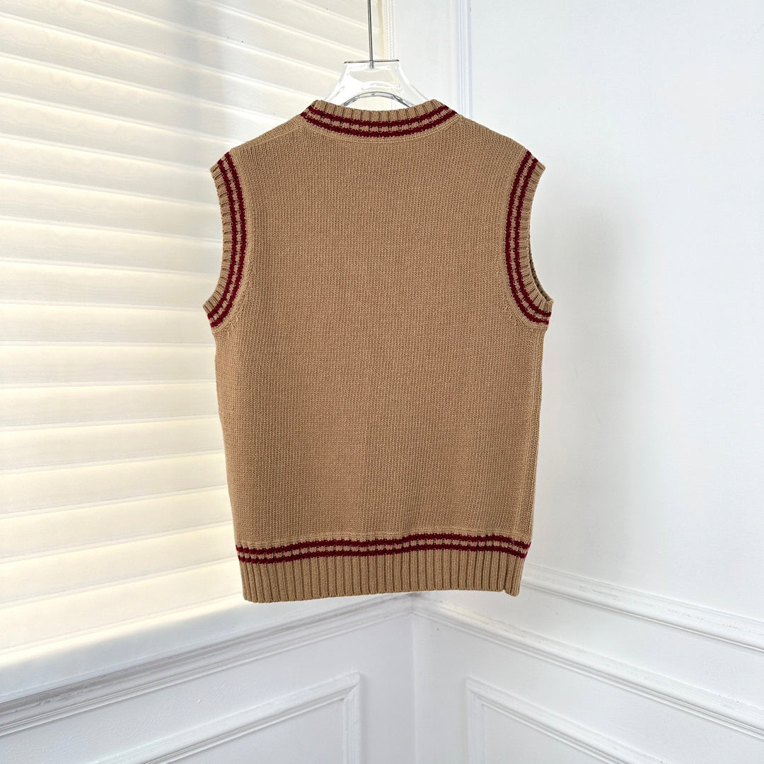 Maillard color vest