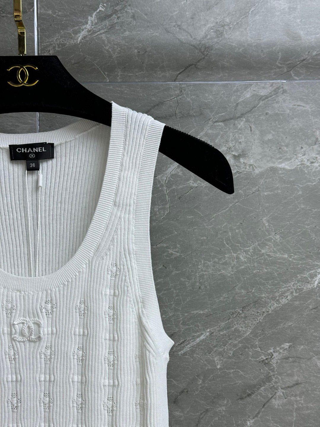 double c knitted vest