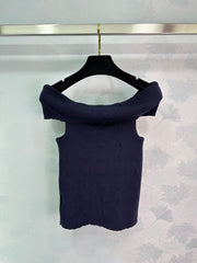 One shoulder T-shirt