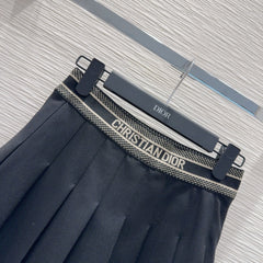 pleated mini skirt