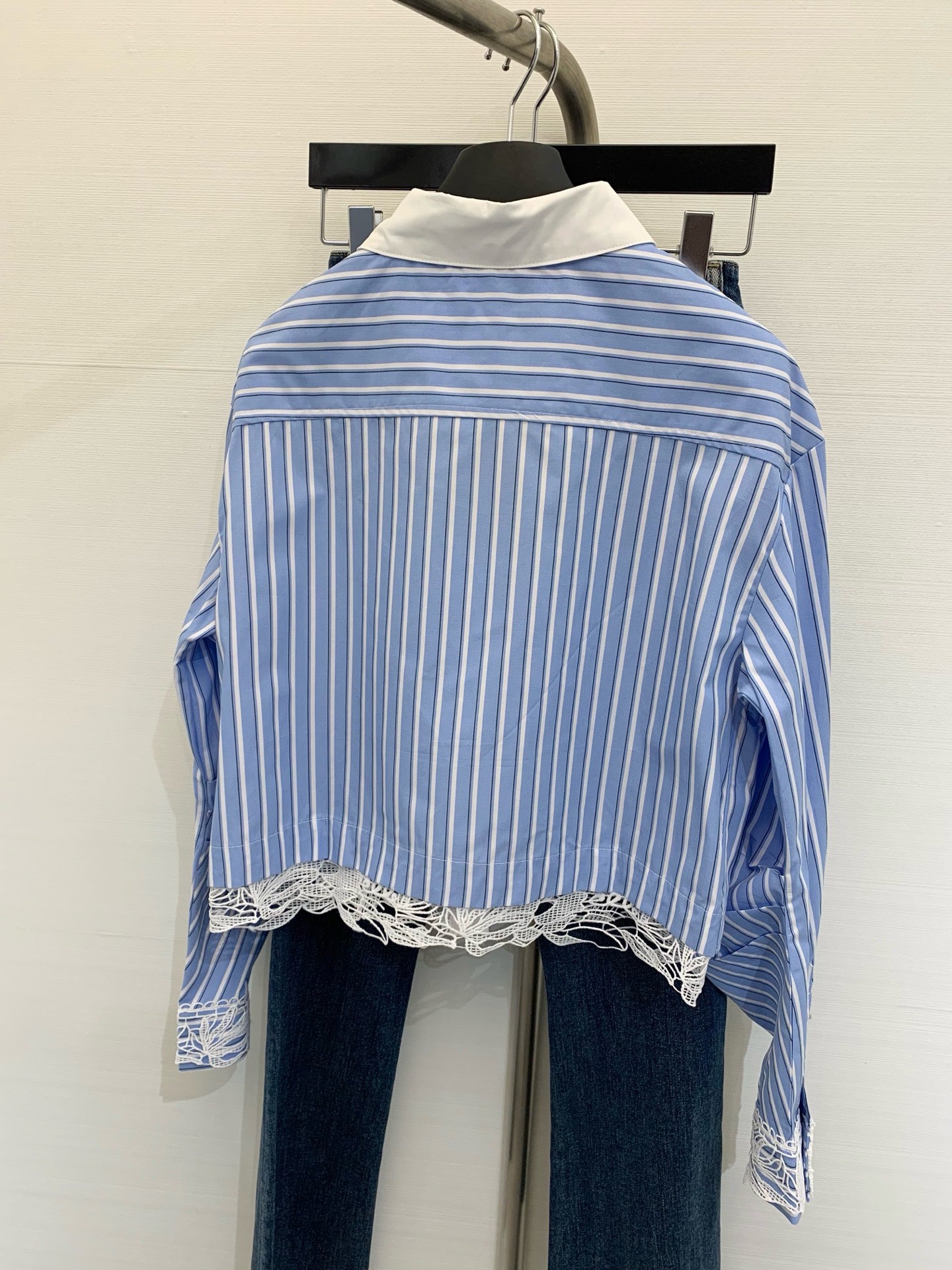 Water-soluble lace lapel striped short shirt