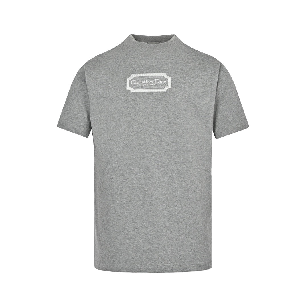 embroidered silver logo short sleeves