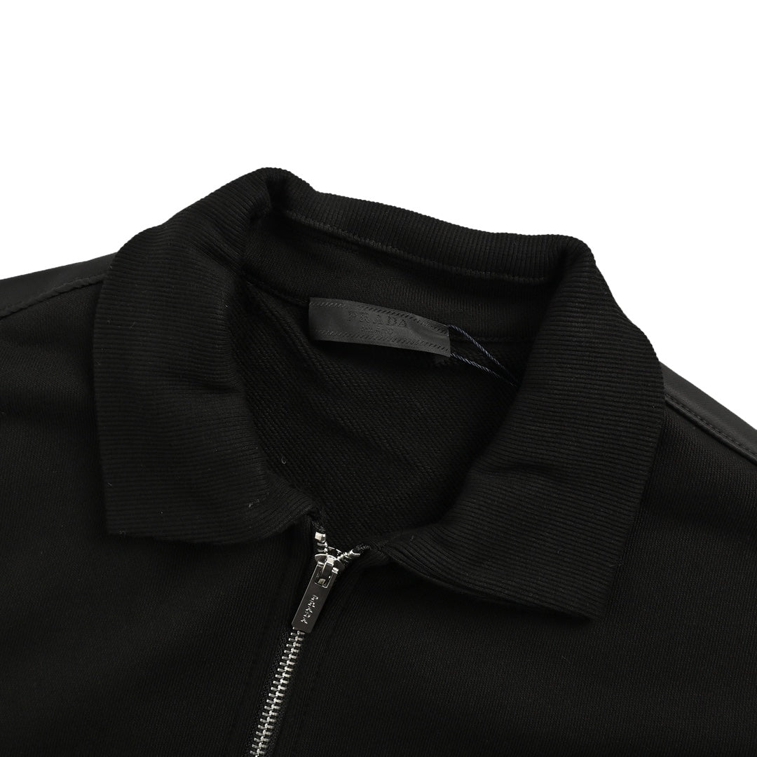 Half-zip lapel sweatshirt with pocket badge triangle logo