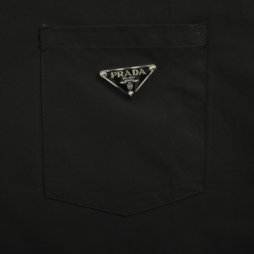 classic pocket triangle shirt